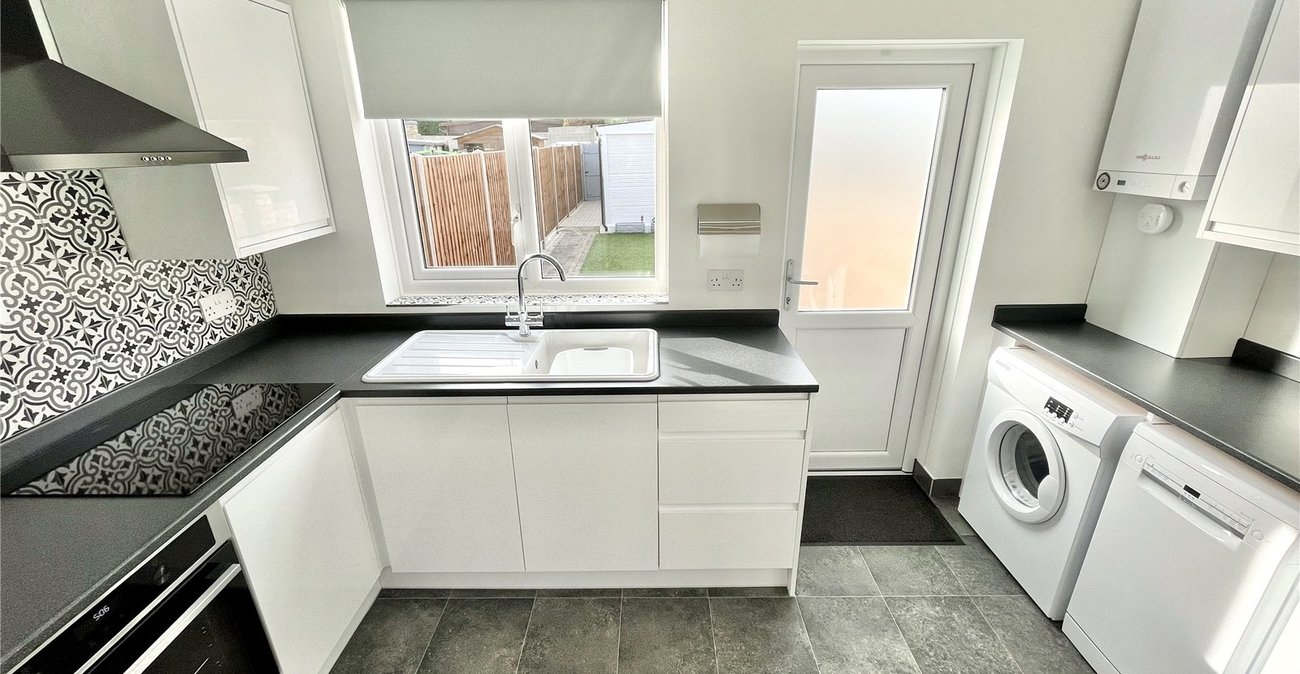 2 bedroom house for sale in Sidcup | Robinson Jackson