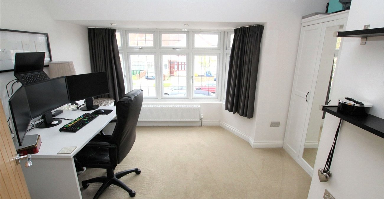 4 bedroom house for sale in Sidcup | Robinson Jackson