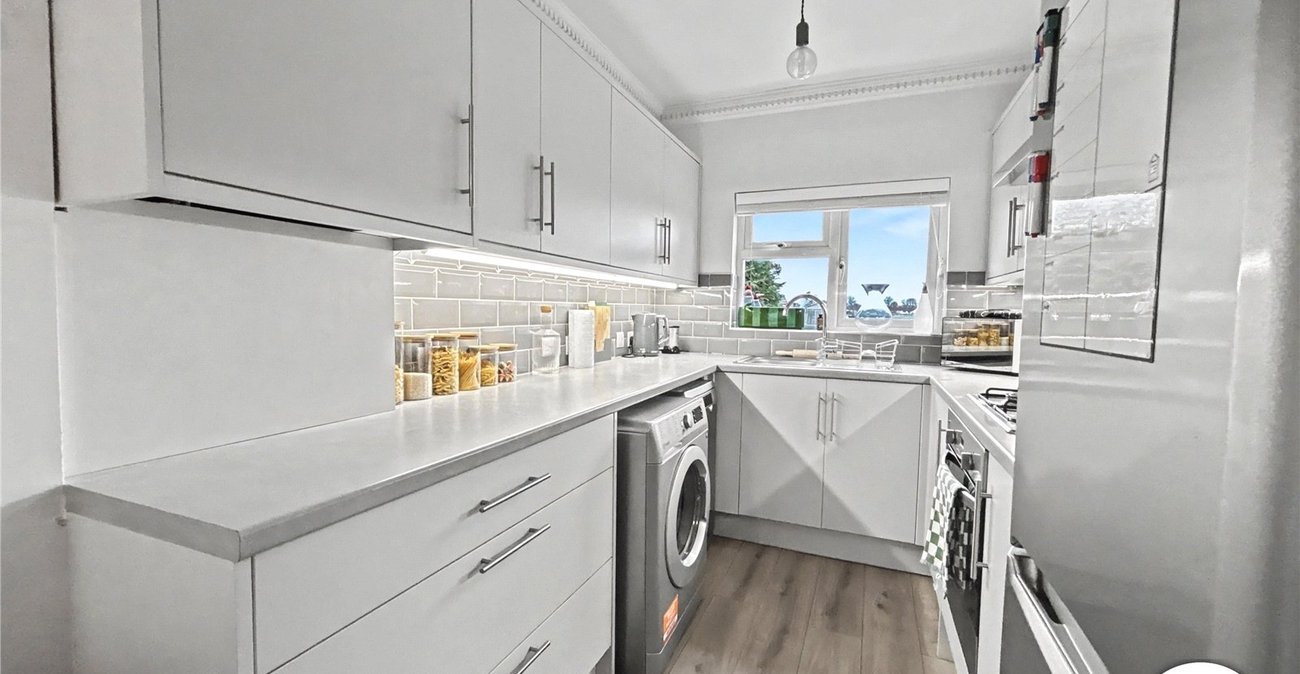 2 bedroom house for sale in Sidcup | Robinson Jackson