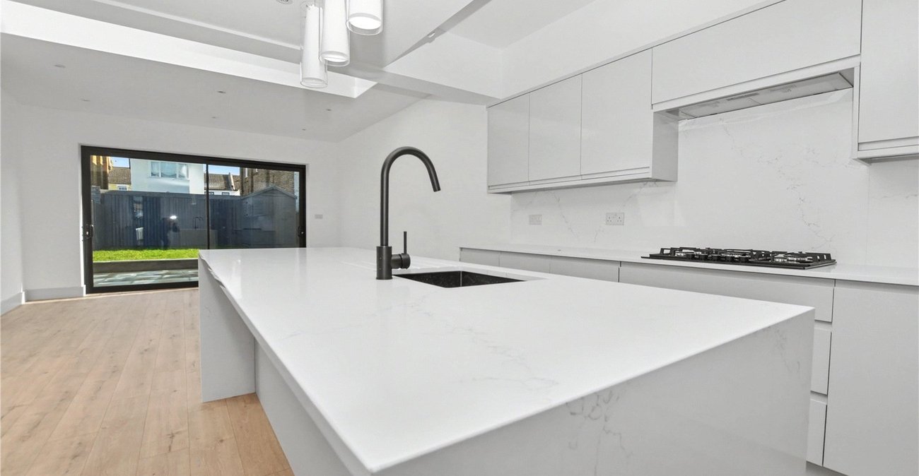 4 bedroom house for sale in Bexleyheath | Robinson Jackson