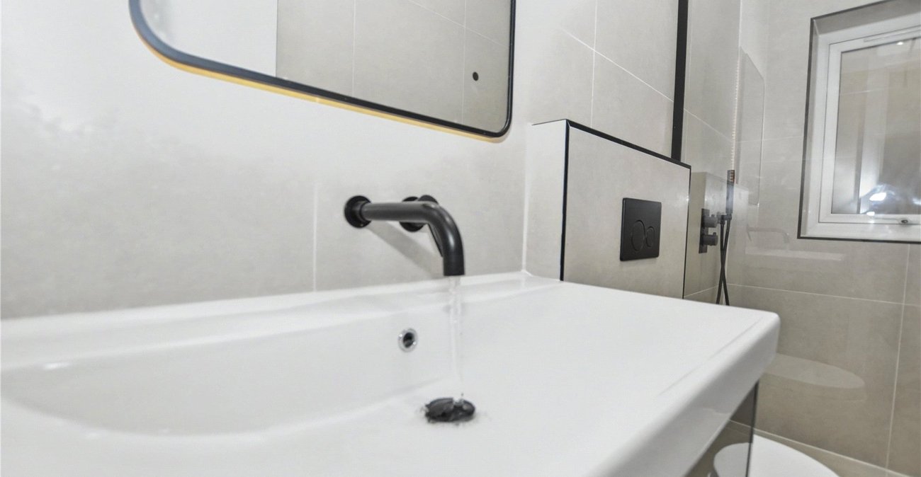 4 bedroom house for sale in Bexleyheath | Robinson Jackson