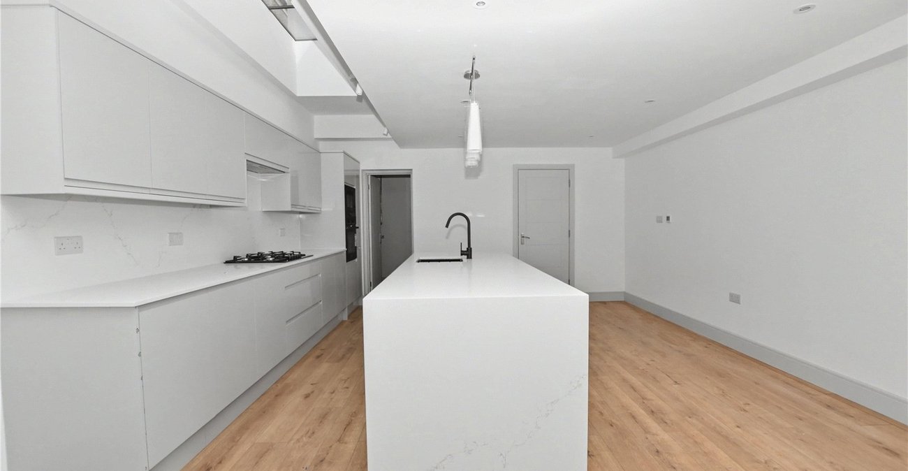 4 bedroom house for sale in Bexleyheath | Robinson Jackson