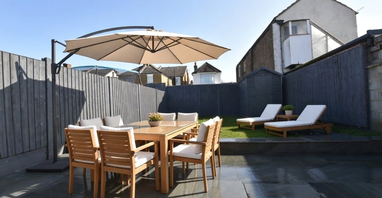 4 bedroom house for sale in Bexleyheath | Robinson Jackson