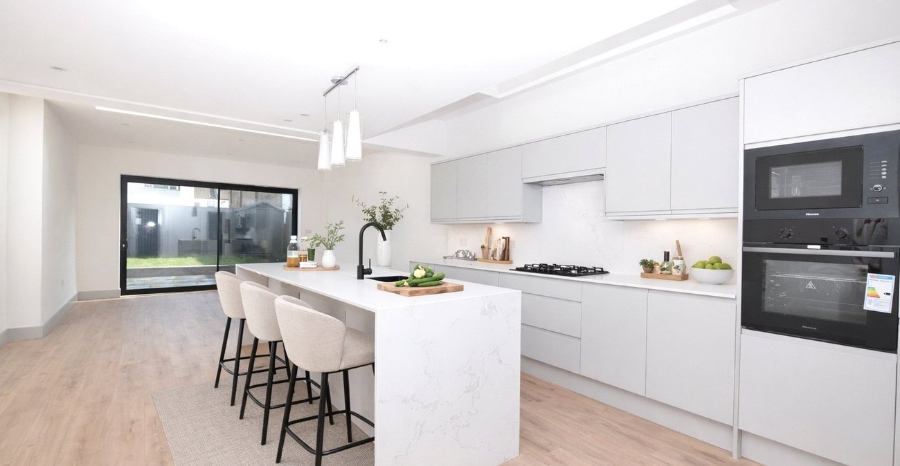 4 bedroom house for sale in Bexleyheath | Robinson Jackson