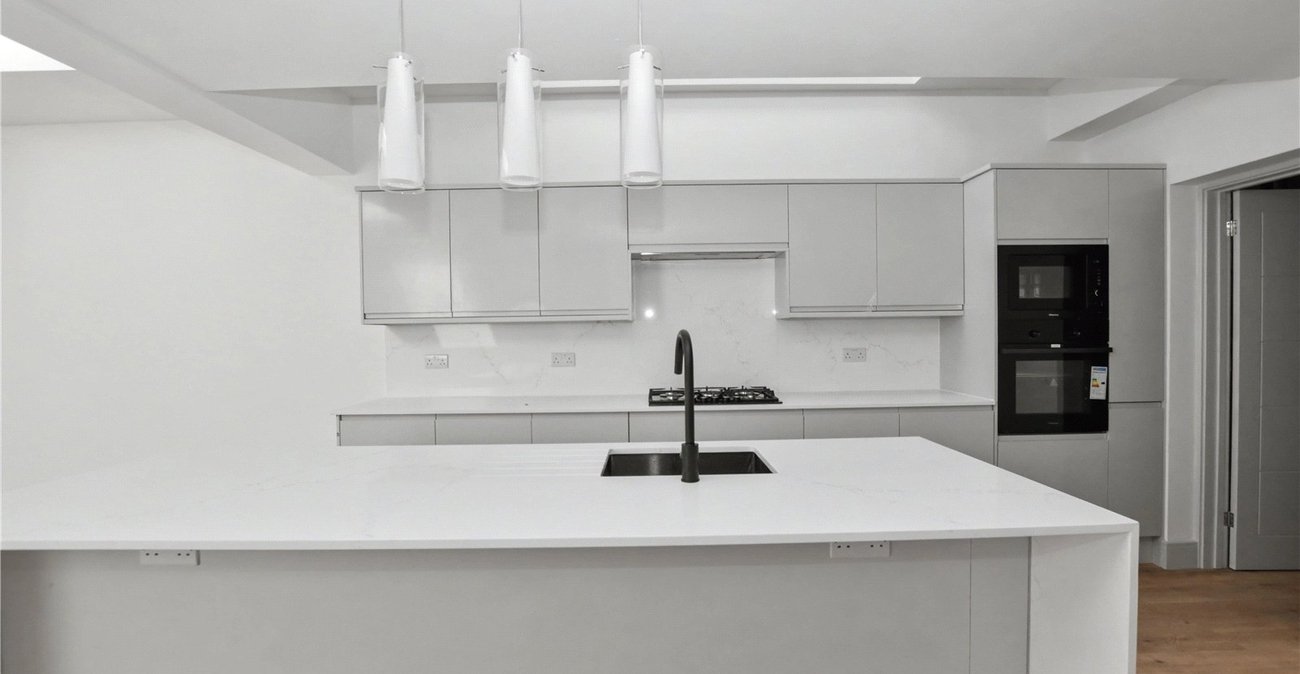 4 bedroom house for sale in Bexleyheath | Robinson Jackson