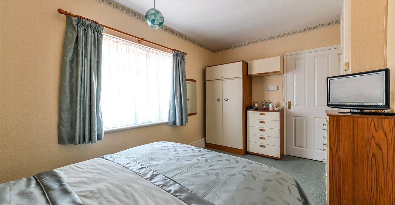 3 bedroom house for sale in Northfleet | Robinson Michael & Jackson