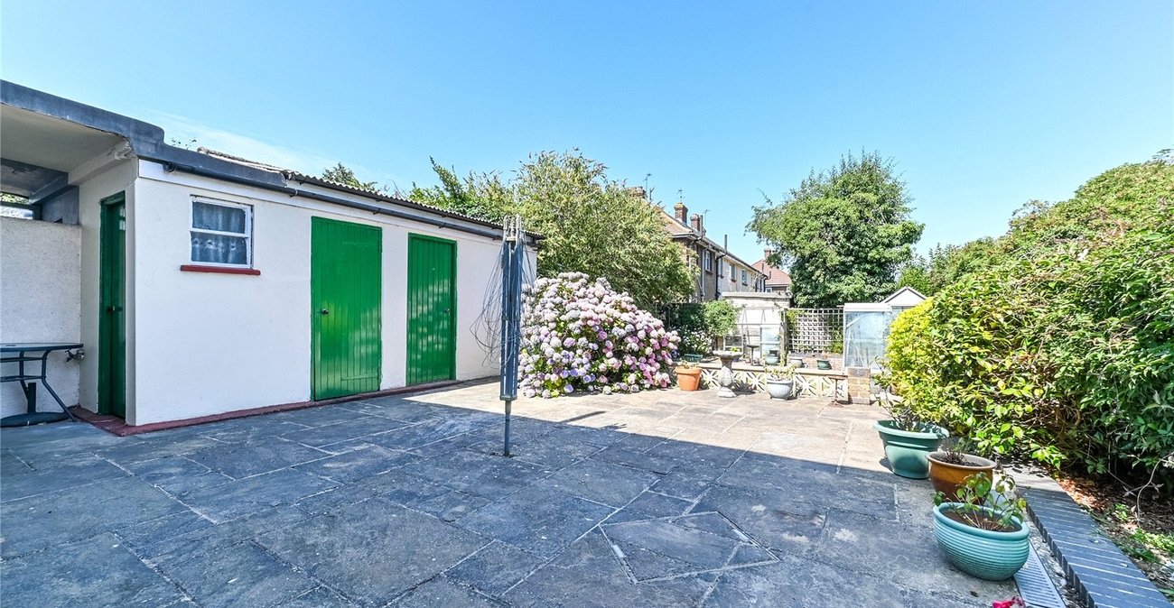 3 bedroom house for sale in Northfleet | Robinson Michael & Jackson
