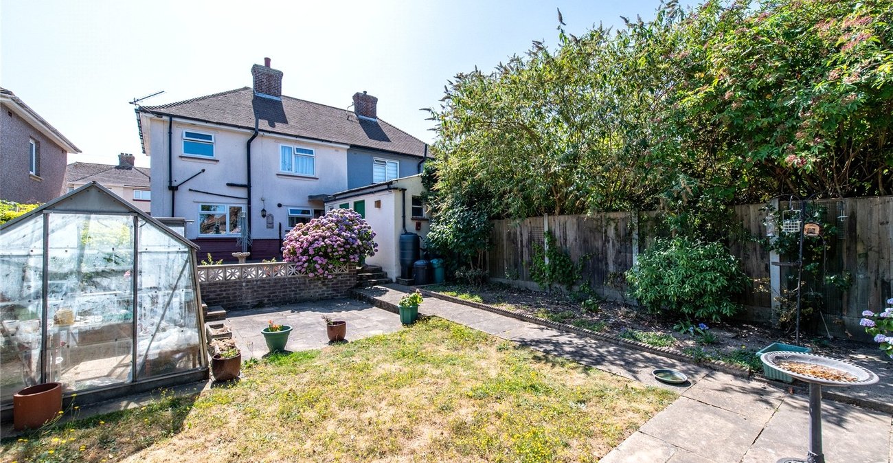 3 bedroom house for sale in Northfleet | Robinson Michael & Jackson