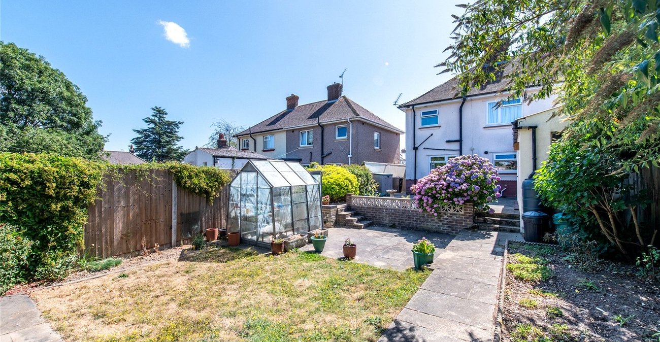3 bedroom house for sale in Northfleet | Robinson Michael & Jackson