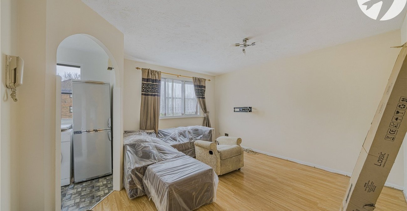 1 bedroom property for sale in Dartford | Robinson Jackson