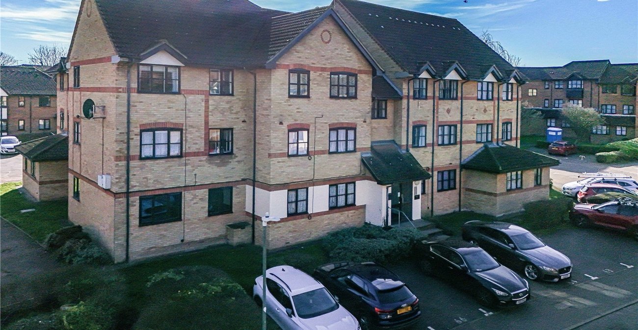 1 bedroom property for sale in Dartford | Robinson Jackson
