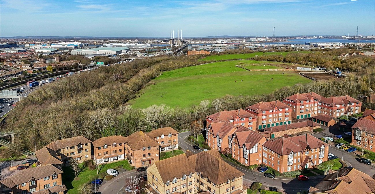 1 bedroom property for sale in Dartford | Robinson Jackson