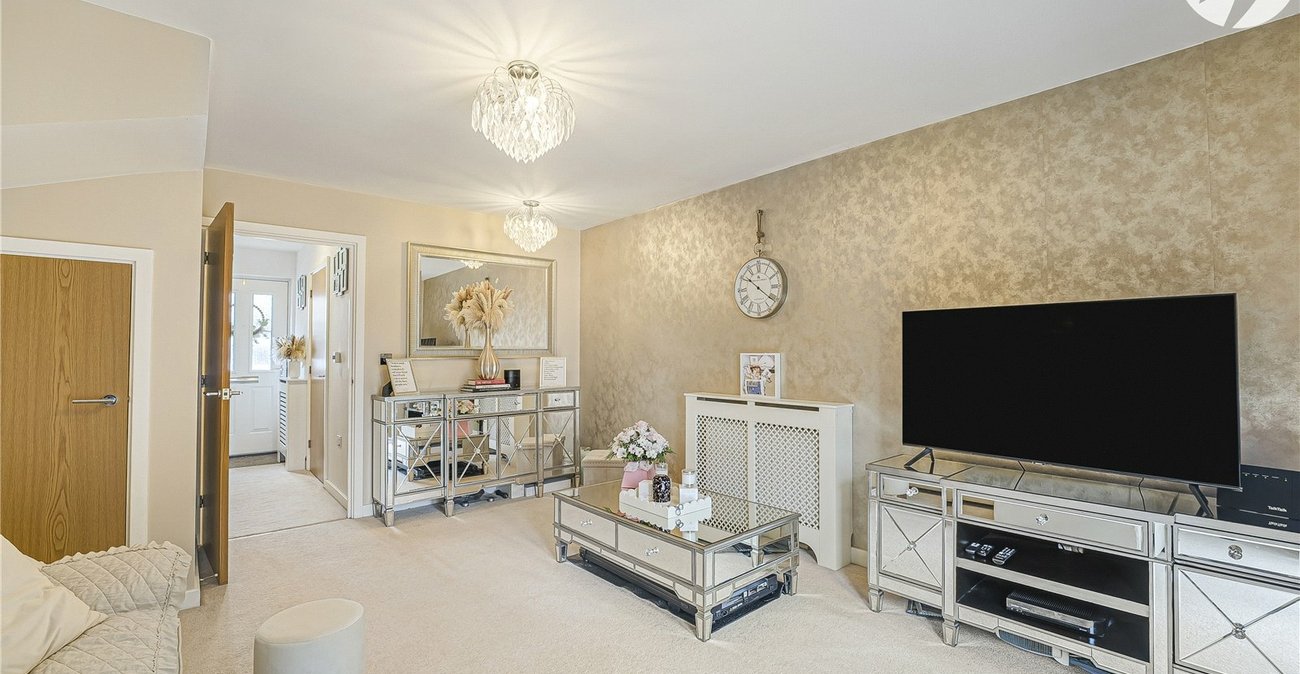 2 bedroom house for sale in Dartford | Robinson Jackson