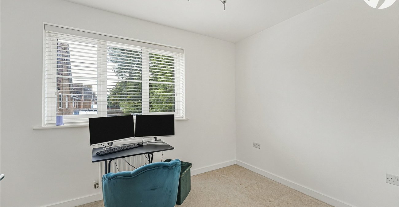 2 bedroom house for sale in Dartford | Robinson Jackson