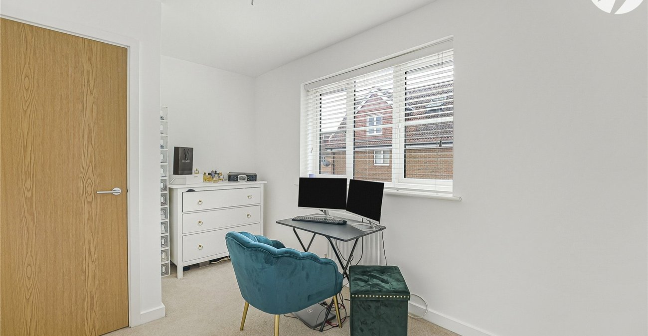 2 bedroom house for sale in West Dartford | Robinson Jackson