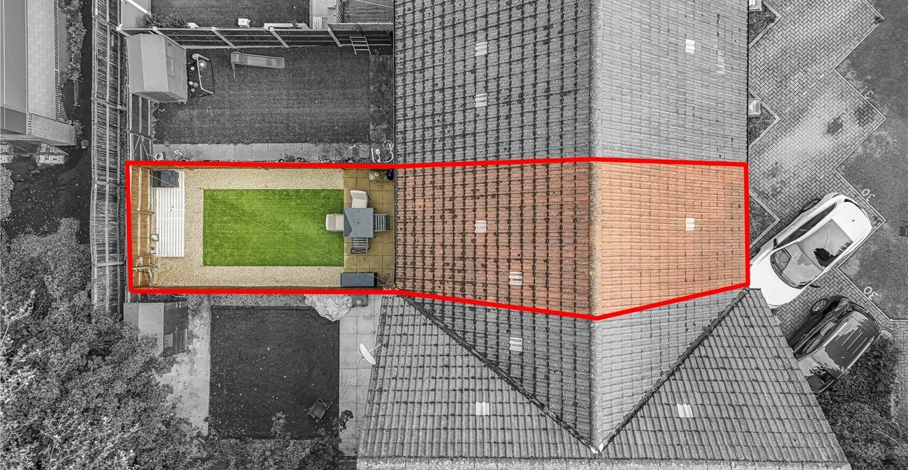 2 bedroom house for sale in West Dartford | Robinson Jackson