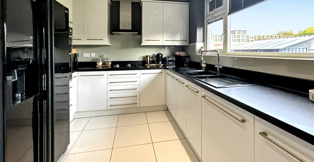 3 bedroom house for sale in Sidcup | Robinson Jackson