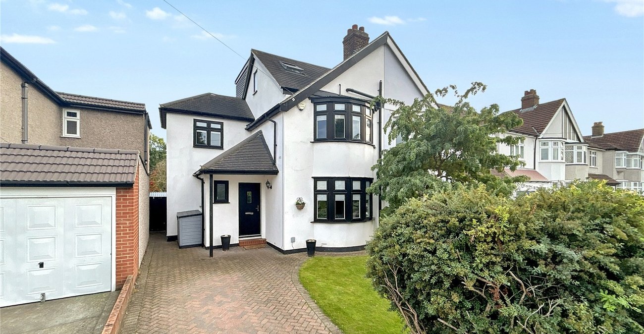 3 bedroom house for sale in Sidcup | Robinson Jackson