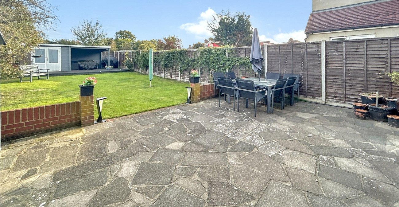 3 bedroom house for sale in Sidcup | Robinson Jackson