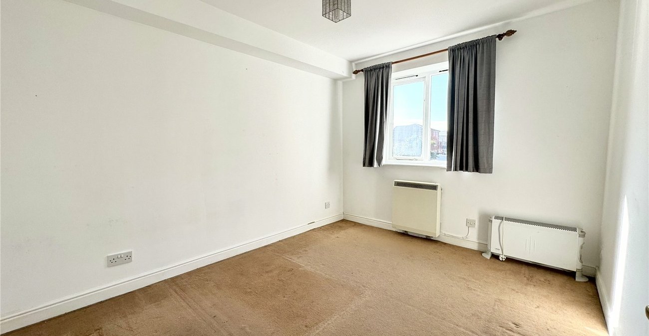 2 bedroom property for sale in Woolwich | Robinson Jackson