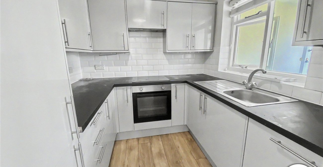3 bedroom house for sale in Sidcup | Robinson Jackson
