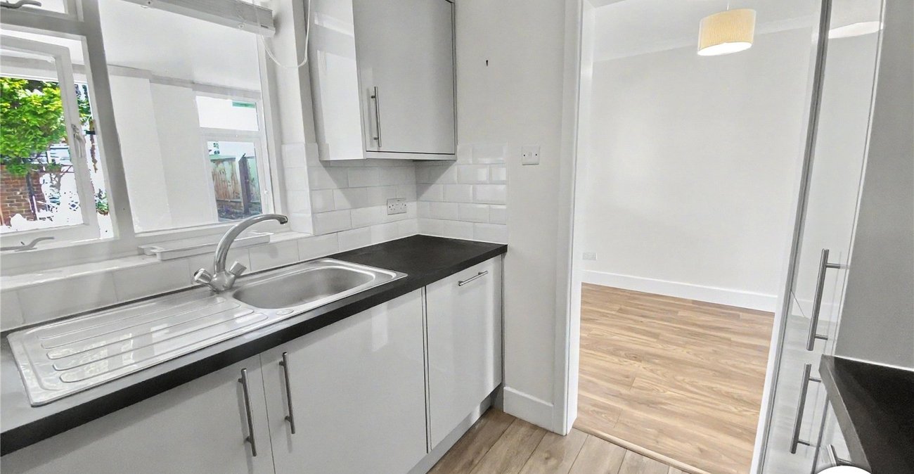 3 bedroom house for sale in Sidcup | Robinson Jackson