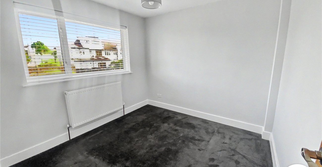 3 bedroom house for sale in Sidcup | Robinson Jackson