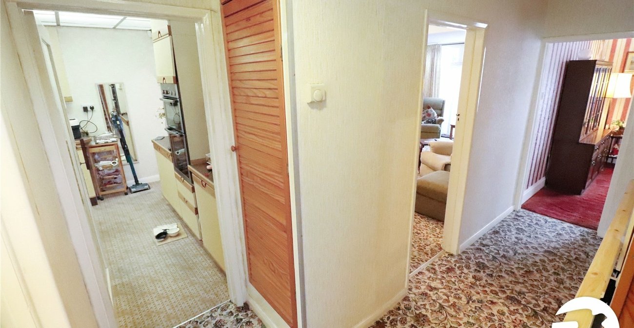 4 bedroom bungalow for sale in Belvedere | Robinson Jackson