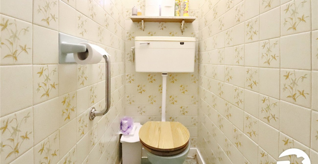 4 bedroom bungalow for sale in Belvedere | Robinson Jackson