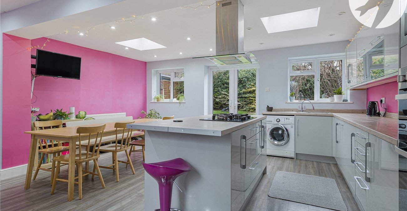 4 bedroom bungalow for sale in Dartford | Robinson Jackson