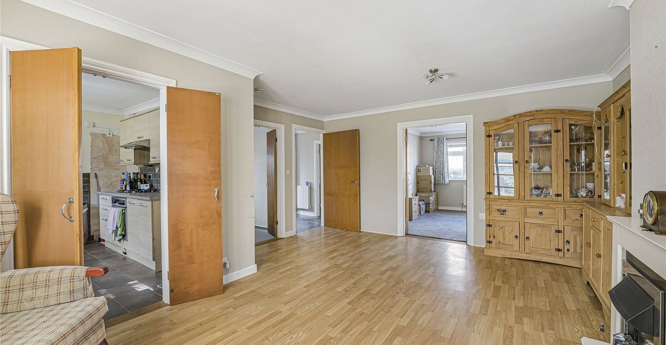 2 bedroom property for sale in Dartford | Robinson Jackson
