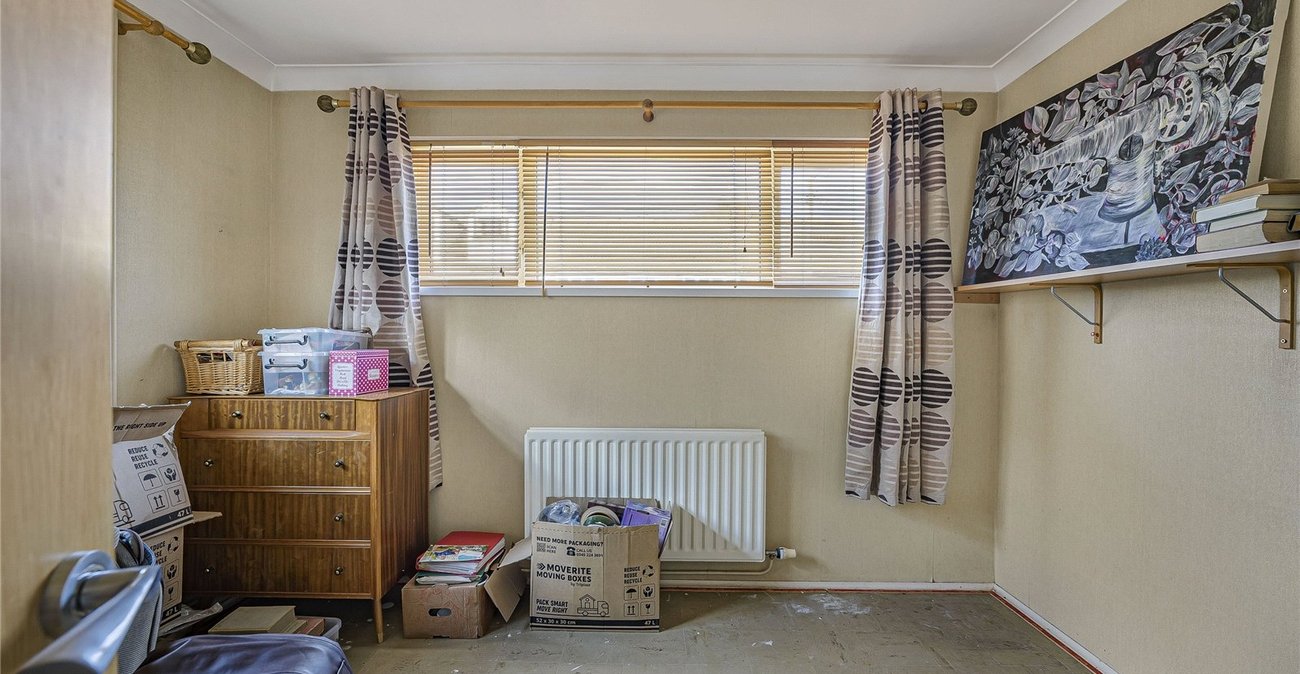2 bedroom property for sale in Dartford | Robinson Jackson