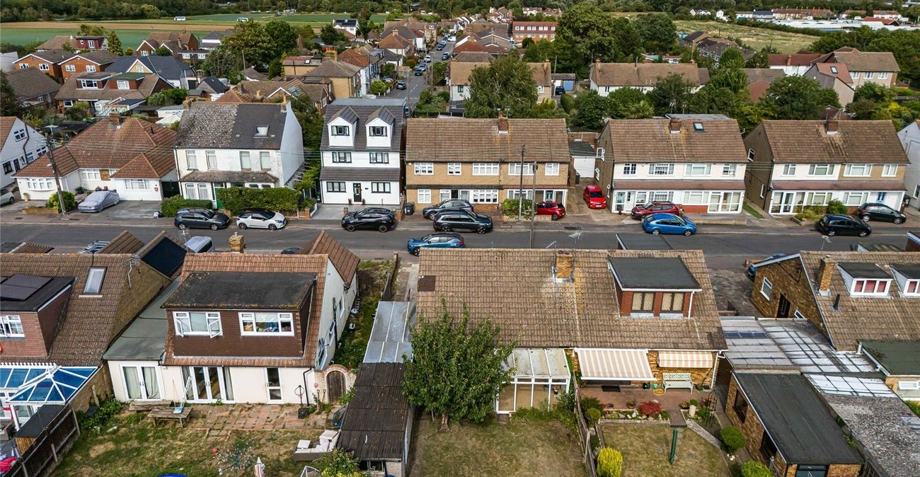 2 bedroom property for sale in Dartford | Robinson Jackson