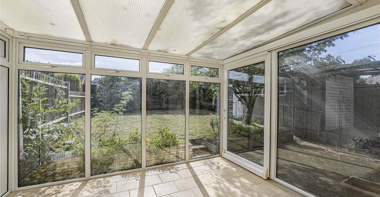 2 bedroom property for sale in Dartford | Robinson Jackson
