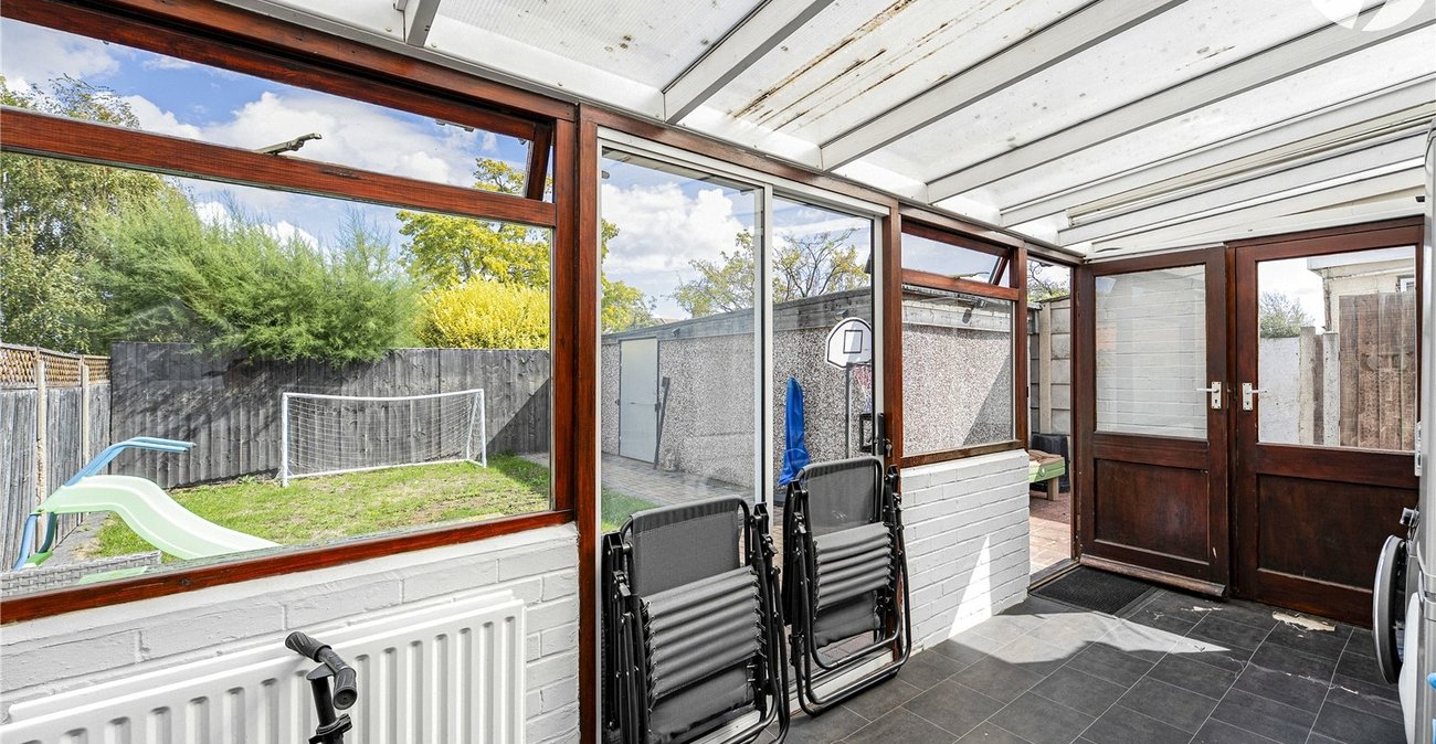 3 bedroom bungalow for sale in Hawley | Robinson Jackson