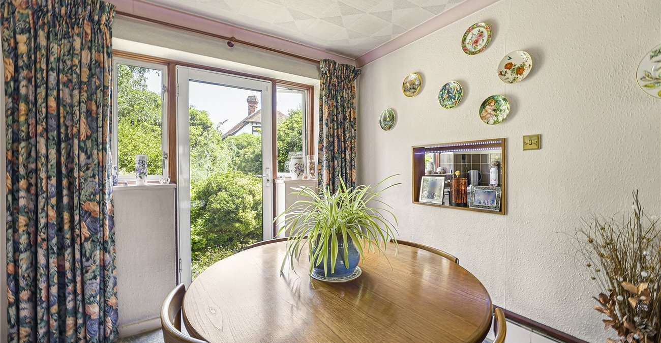 3 bedroom house for sale in Hawley | Robinson Jackson