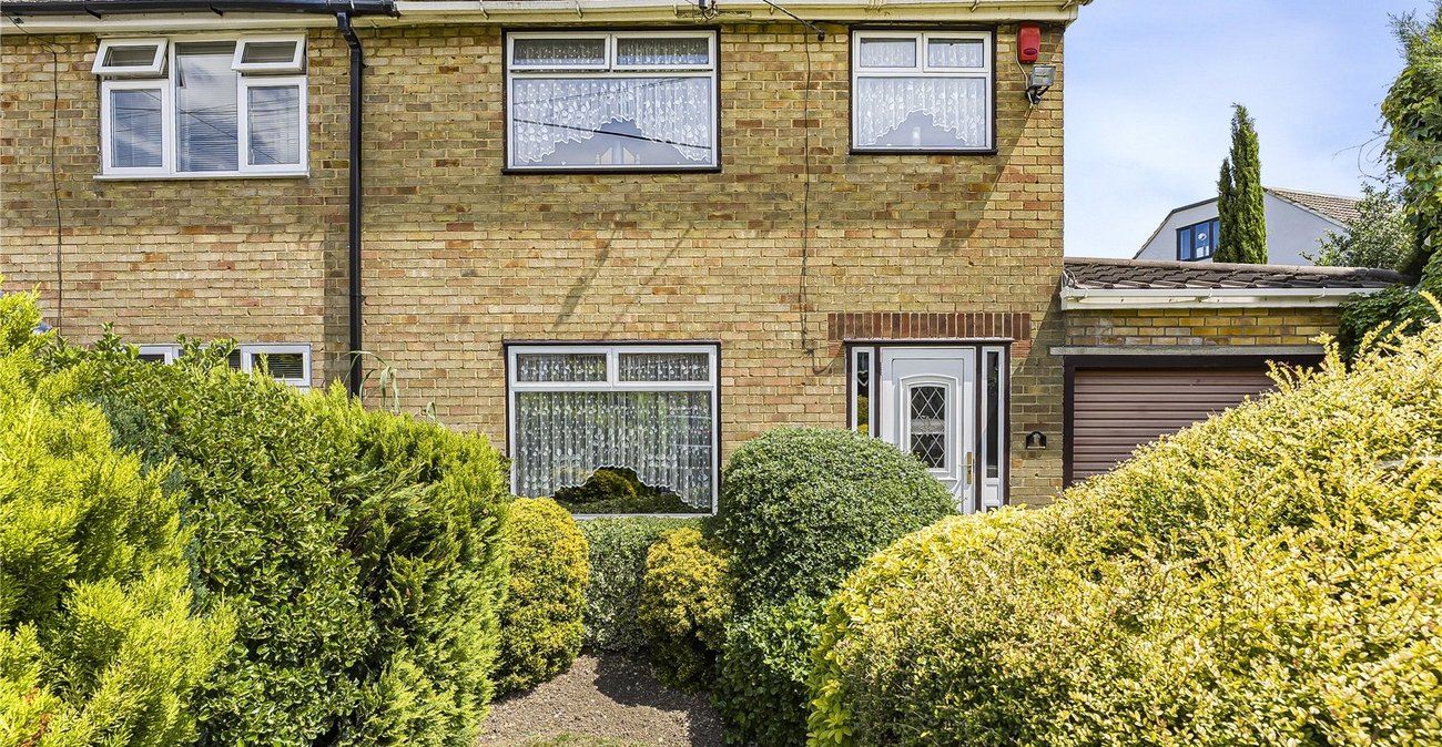 3 bedroom house for sale in Hawley | Robinson Jackson
