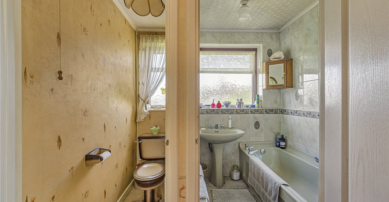 3 bedroom house for sale in Hawley | Robinson Jackson