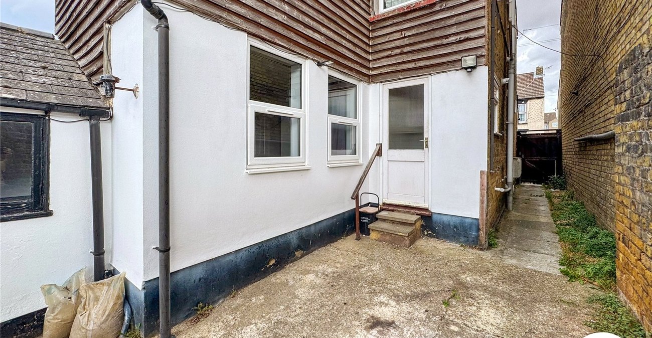 1 bedroom property for sale in Sittingbourne | Robinson Michael & Jackson