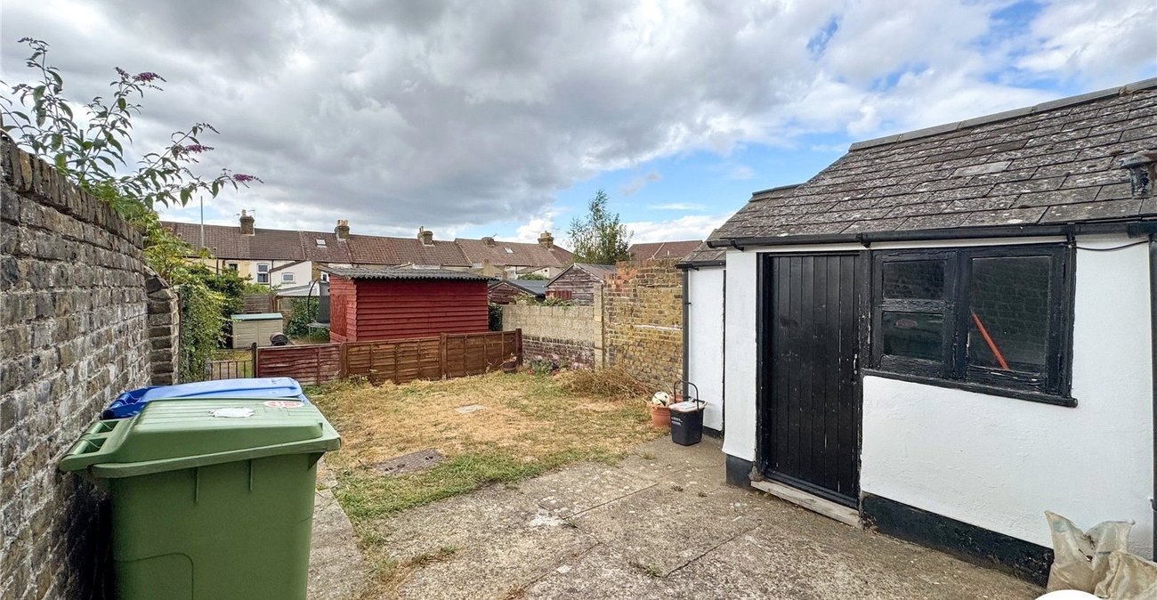 1 bedroom property for sale in Sittingbourne | Robinson Michael & Jackson