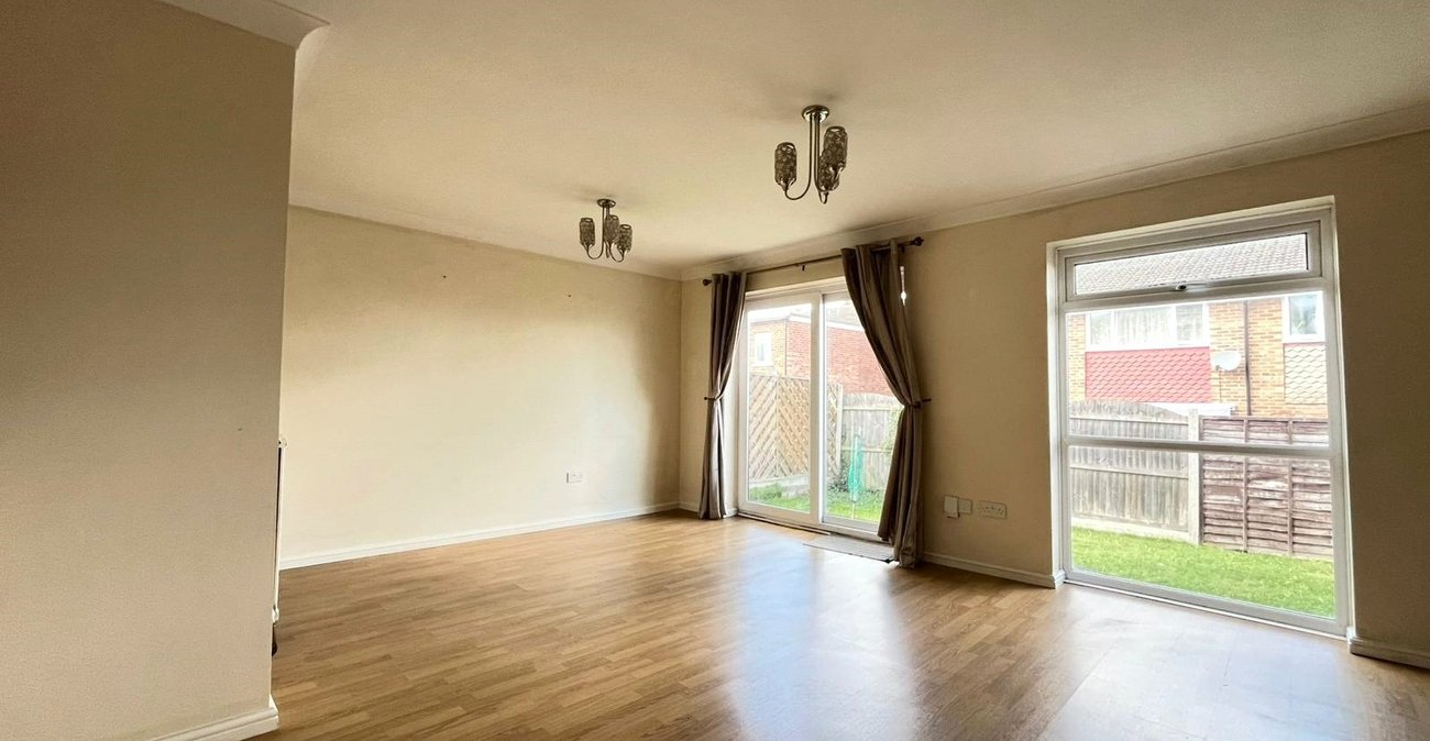 3 bedroom house for sale in Walderslade | Robinson Michael & Jackson