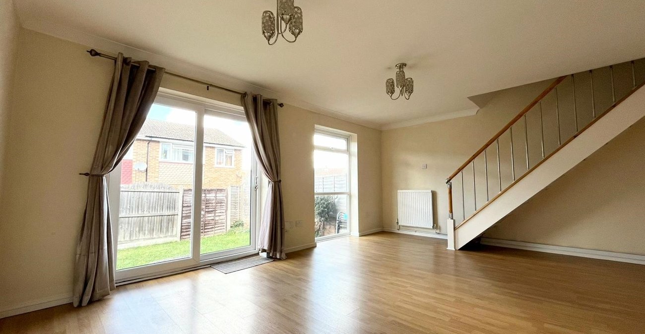 3 bedroom house for sale in Walderslade | Robinson Michael & Jackson