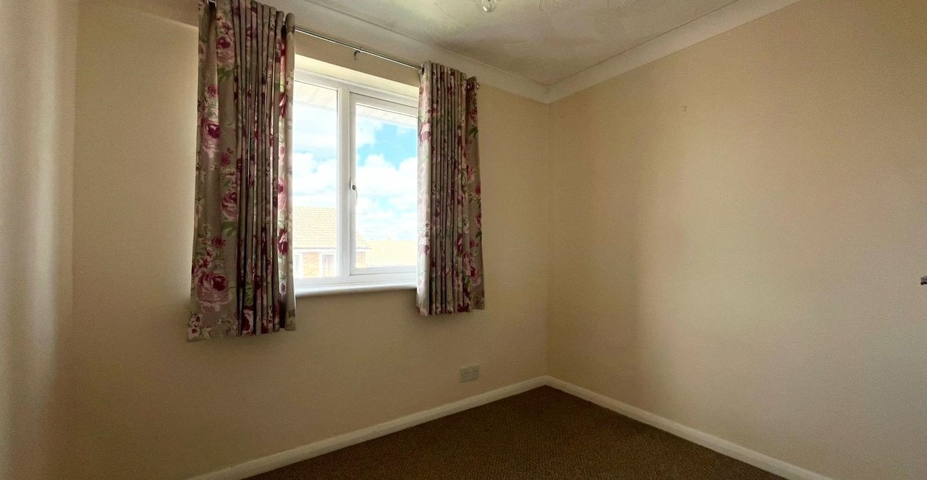 3 bedroom house for sale in Walderslade | Robinson Michael & Jackson