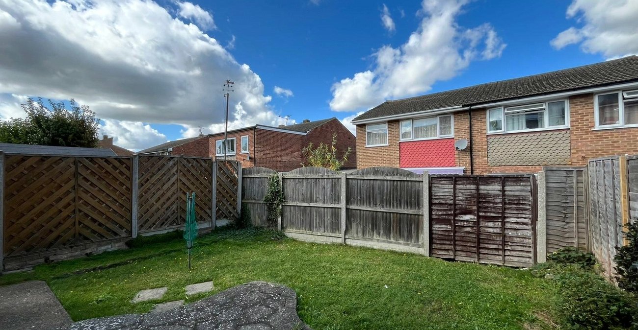 3 bedroom house for sale in Walderslade | Robinson Michael & Jackson