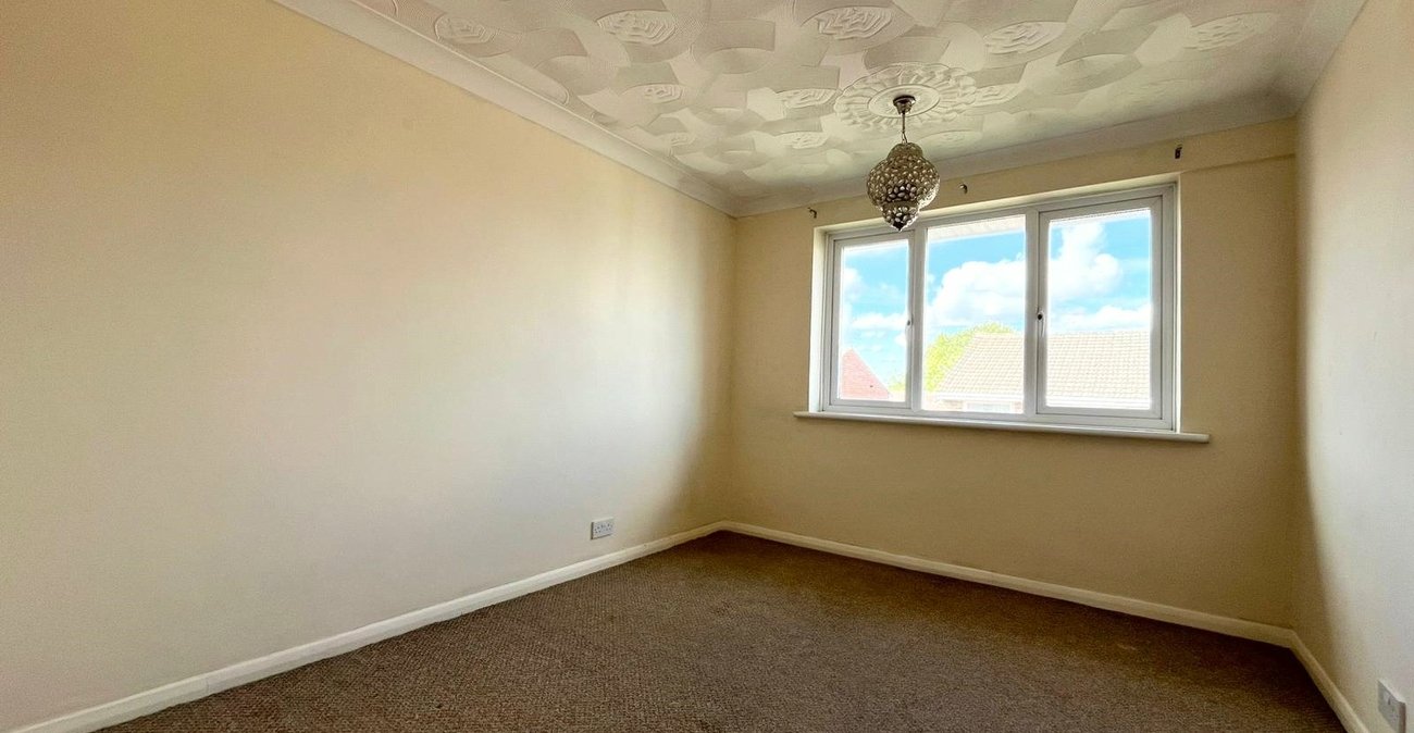 3 bedroom house for sale in Walderslade | Robinson Michael & Jackson