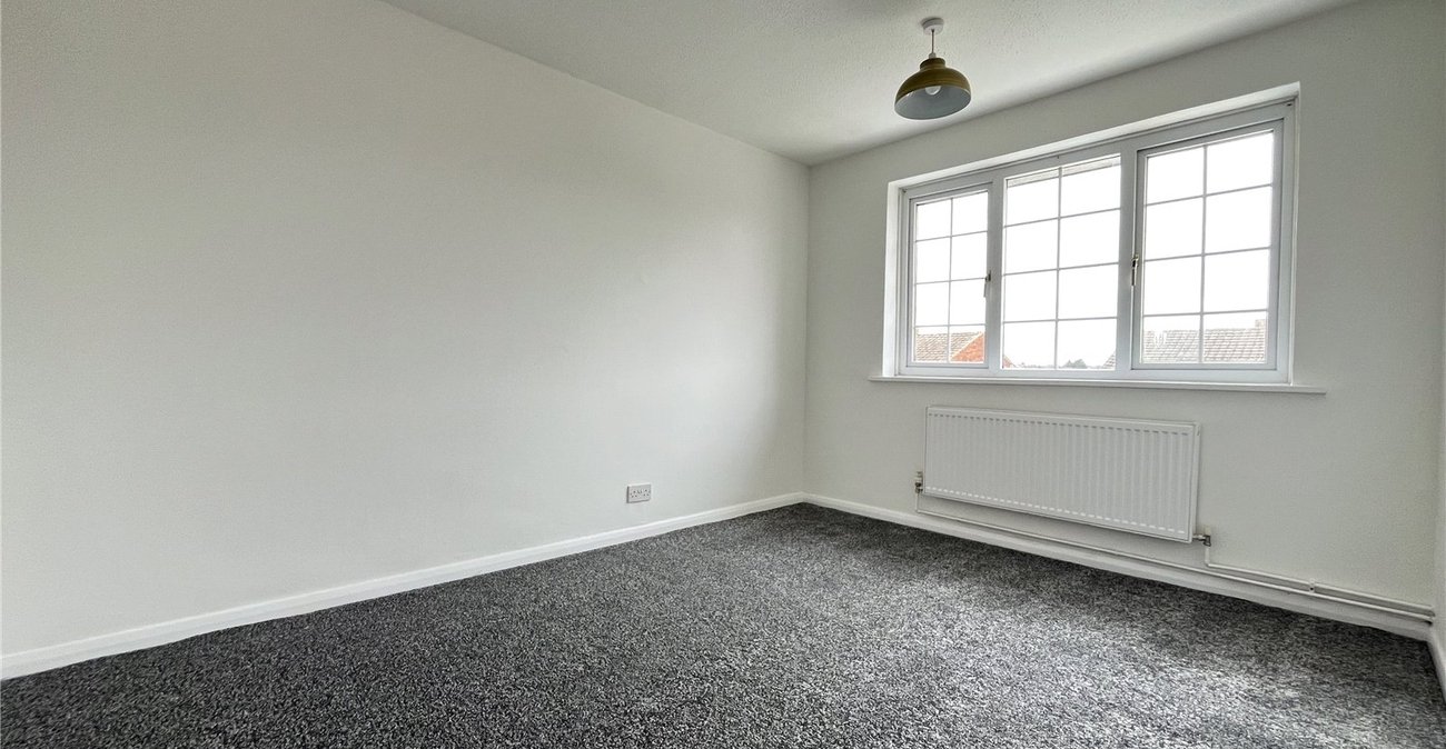 3 bedroom house for sale in Walderslade | Robinson Michael & Jackson