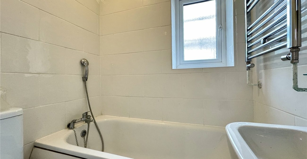 2 bedroom house for sale in Swanley | Robinson Jackson