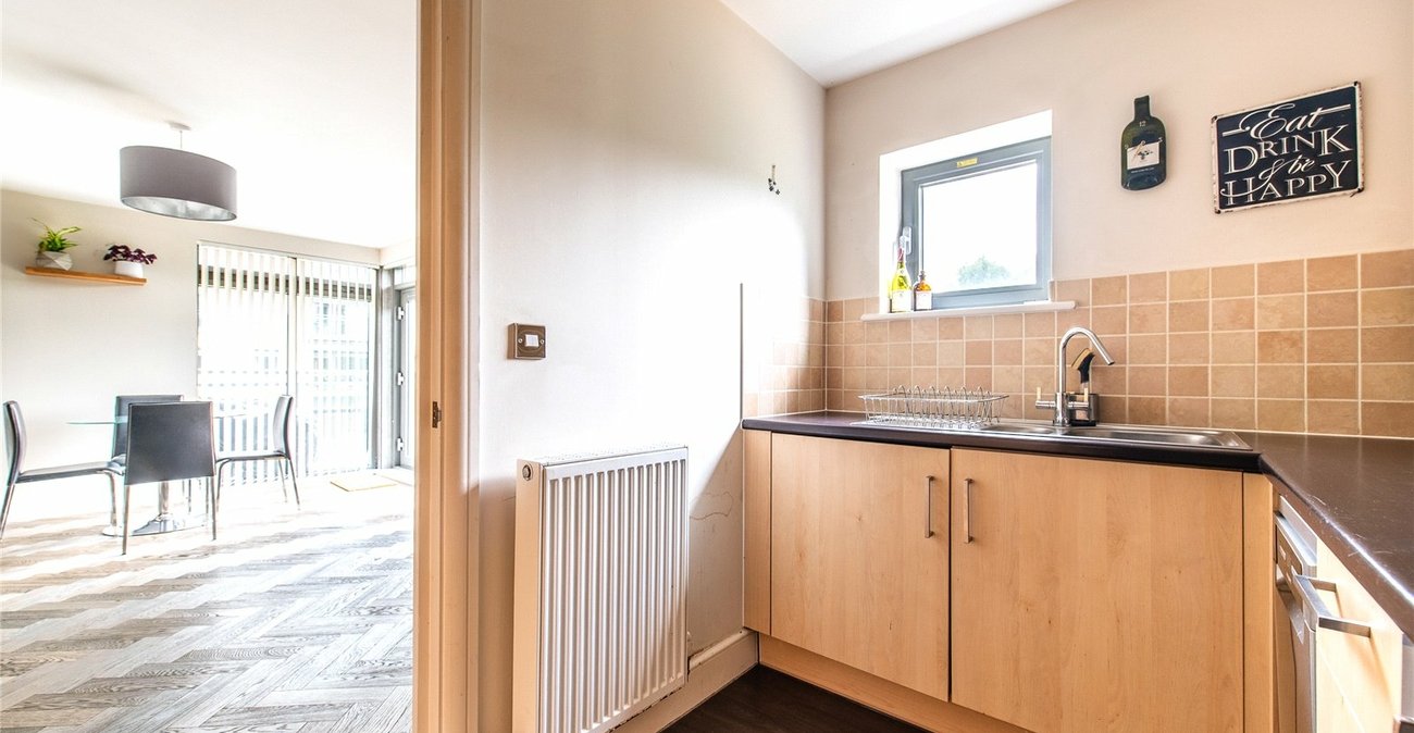 2 bedroom property for sale in Maidstone | Robinson Michael & Jackson