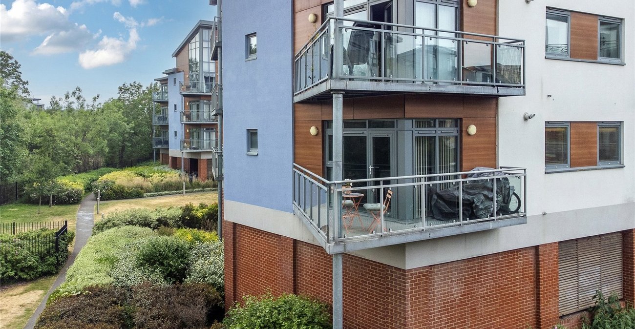 2 bedroom property for sale in Maidstone | Robinson Michael & Jackson