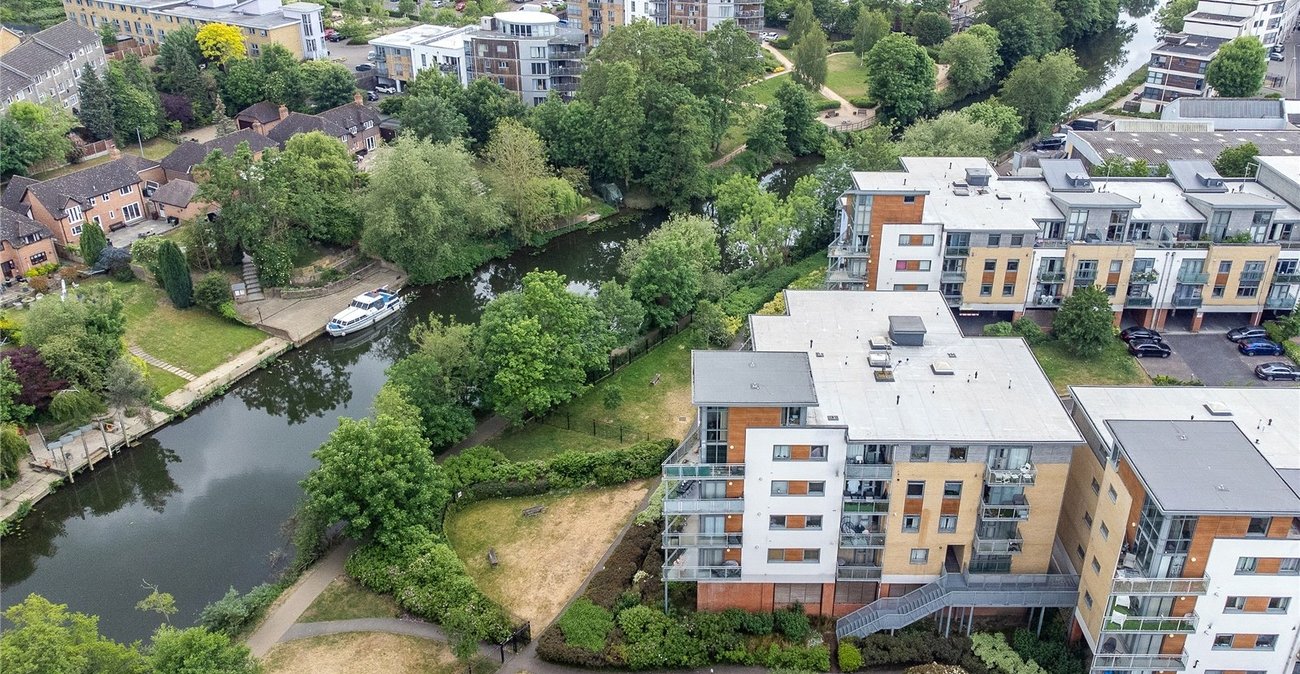 2 bedroom property for sale in Maidstone | Robinson Michael & Jackson